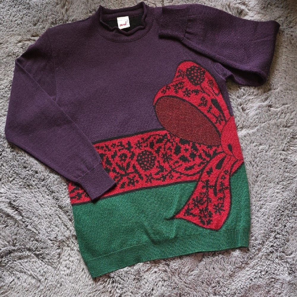 Mondi Purple and Red Crewneck Sweater with Bold Design 36 Vintage Wool small